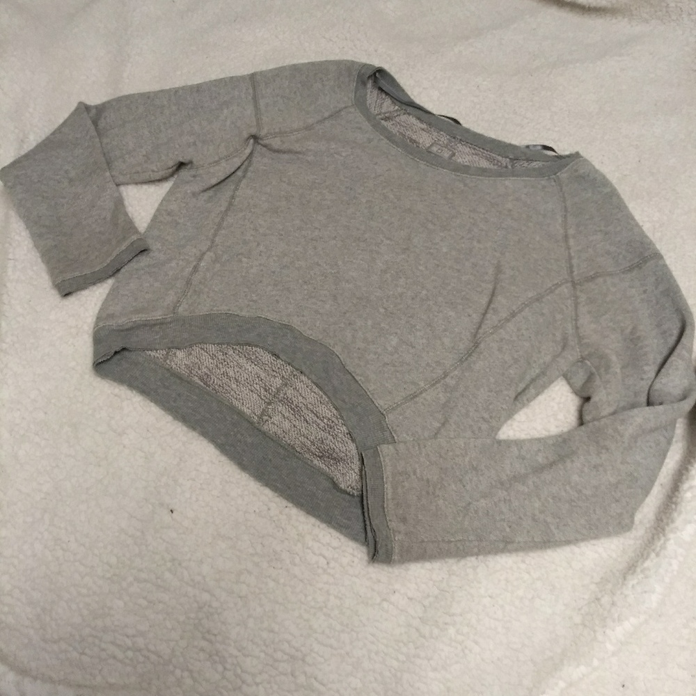 Converse crop sweatshirt